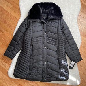 WEATHERPROOF Women's Modern Shaped Puffer Coat, Faux Fur, Black, Size 1X